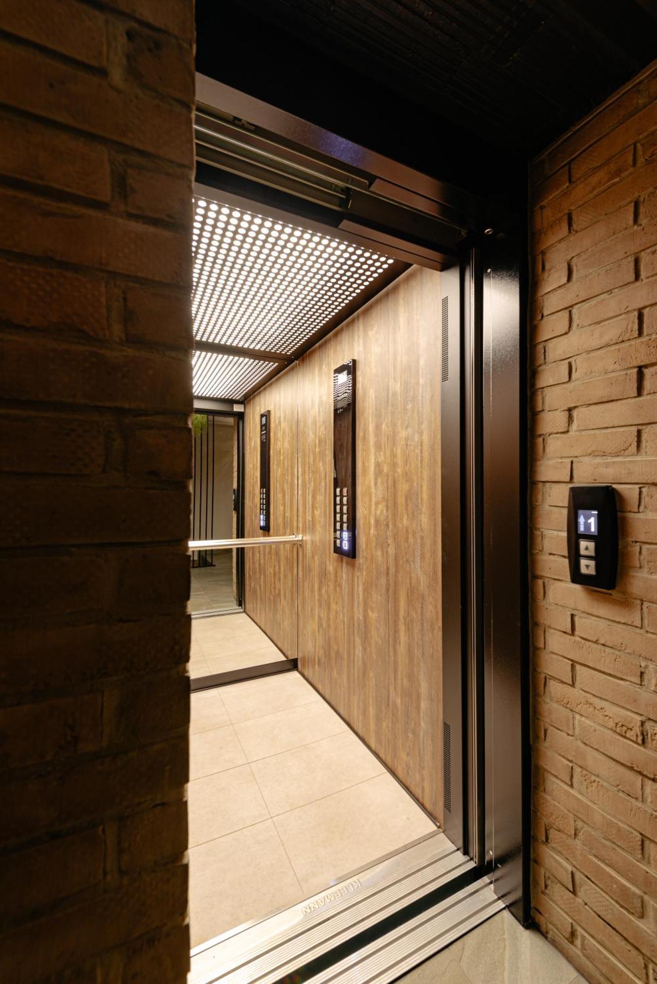 Centro Accommodation Клуж-Напока Екстериор снимка
